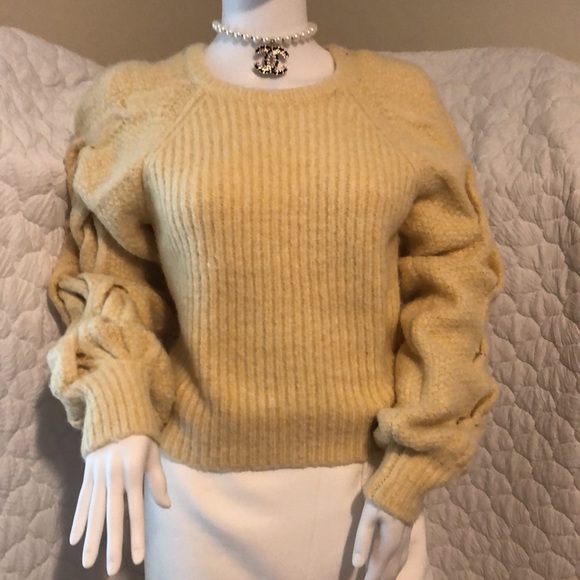 ASTR The Label Lizette Cable Knit Yellow Sweater - Picture 2 of 13